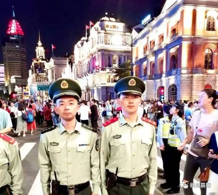 [新华网]“爸爸，你转职业好了……”