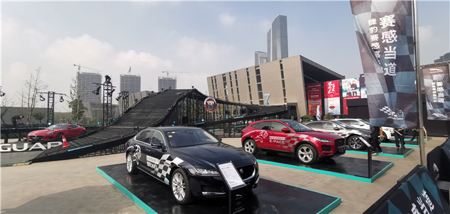 专题稿件（国博资讯 小图2）2019第十八届南京国际车展开幕