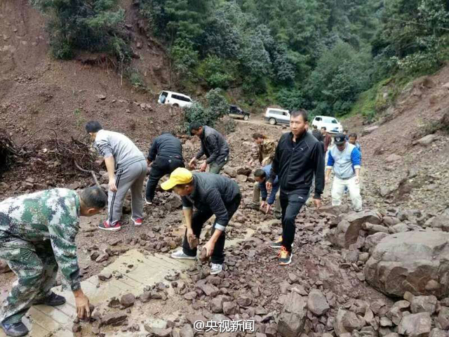 云南楚雄大姚县再遭强降雨 25182人受灾(组图)