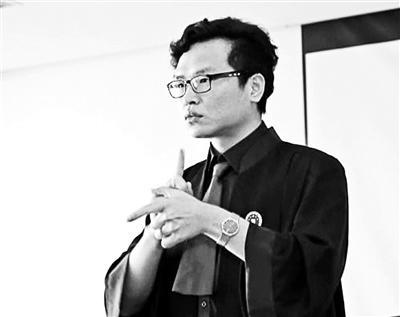 手语律师因视频走红 各地聋哑人加其微信求助咨询