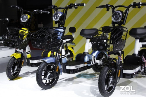 雅迪石墨烯电池行业首发 焕发铅酸电池新生 雅迪石墨烯电池行业首发 焕发铅酸电池新生