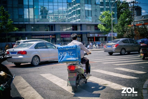 雅迪石墨烯电池行业首发 焕发铅酸电池新生 雅迪石墨烯电池行业首发 焕发铅酸电池新生