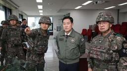 韩国新任防长视察前线部队，检查韩军军事戒备态势