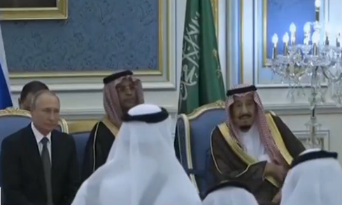 时隔十二年 俄罗斯总统普京开始对沙特阿拉伯的访问