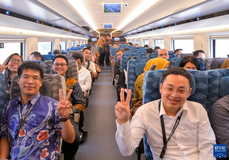 “一带一路”高峰论坛丨雅万高铁助力印尼民众加速奔向美好生活