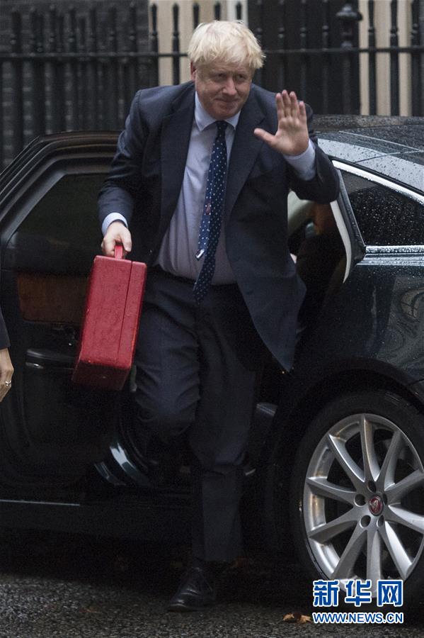 新华网：英国新一届议会就女王演讲进行辩论