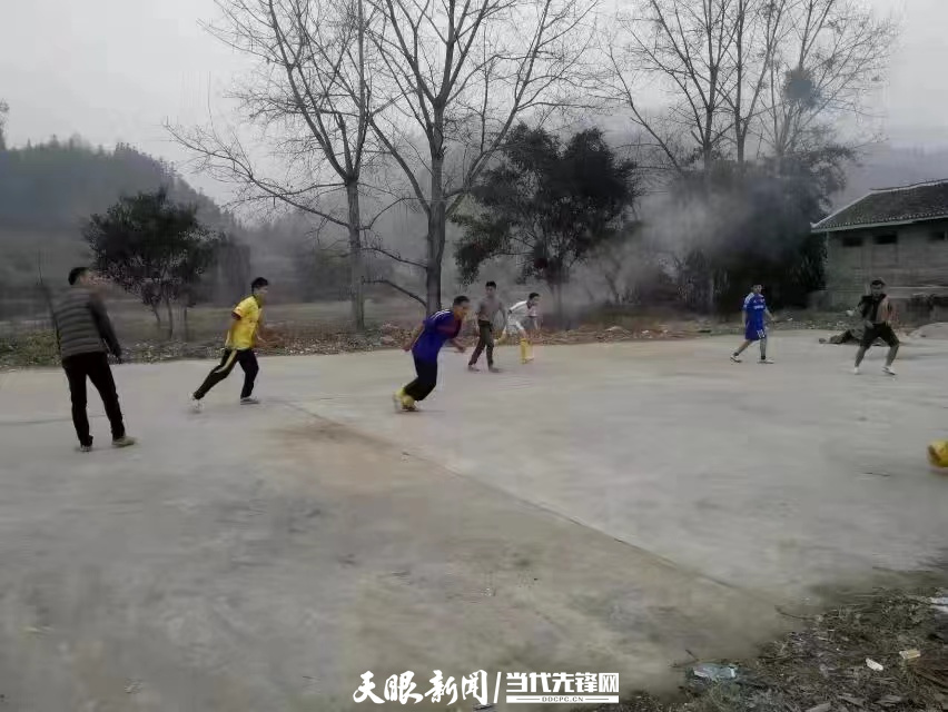 村超 “追球者”:一支村寨足球队的激情与坚守