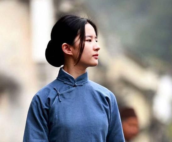 小花旦新剧转型:刘亦菲变村姑赵丽颖演民国剧