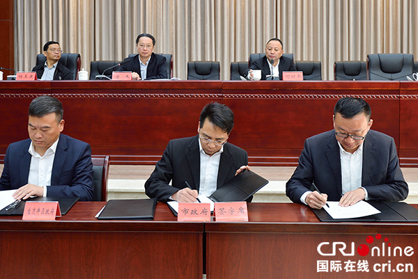 图片默认标题_fororder_2签到目标责任书（摄影-杨梦婧）