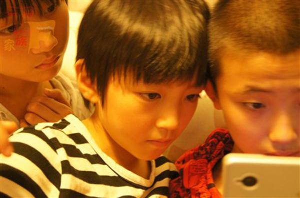 王俊凯17岁生日会 TFboys王俊凯海量童年照