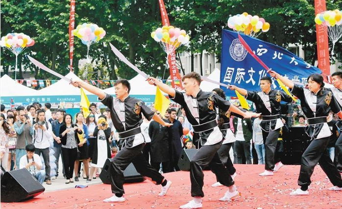西安把合作交流的触角延伸到世界各地 民心相通 天涯也可是故乡_fororder_微信图片_20231020084937