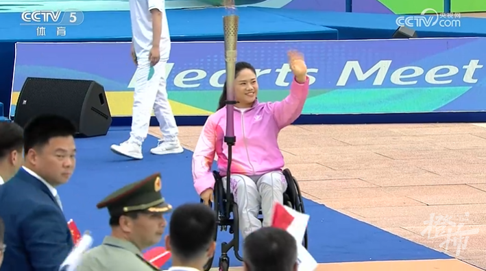 暖暖的网红酷小狗再刷屏!亚残运会还有哪些科技buff加持?