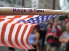 民调显示2/3美国人为中美贸易摩擦担忧 直言“建议本届政府辞职”