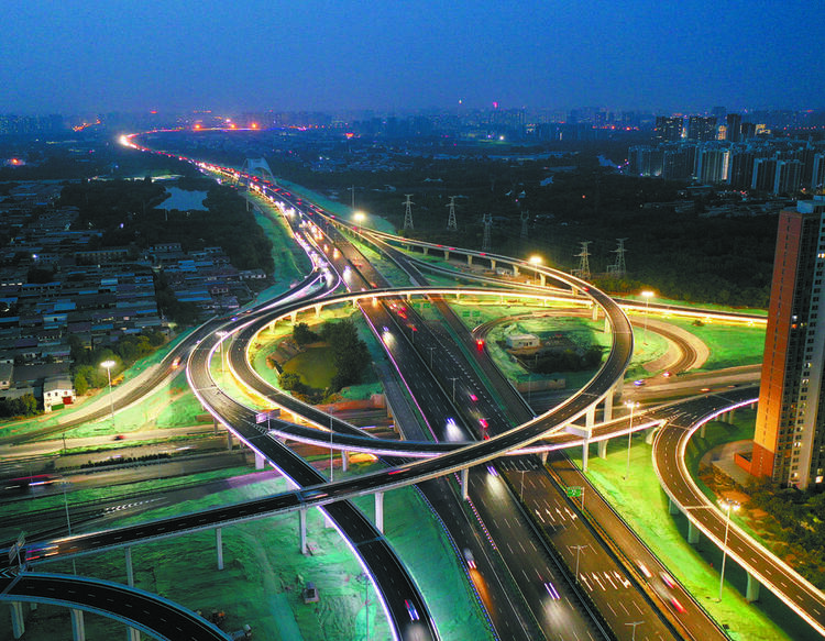 河北石家庄:复兴大街夜景成为市民的“心头好”_fororder_微信图片_20231023094441