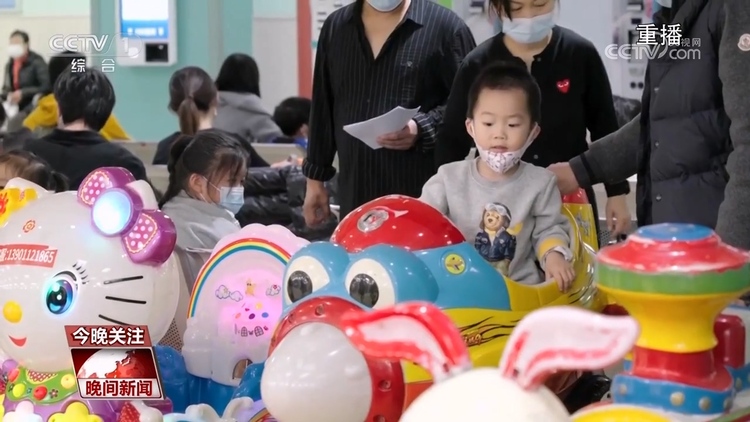 总台记者探访北京儿童医院:各方需共同努力应对多病流行就诊高峰