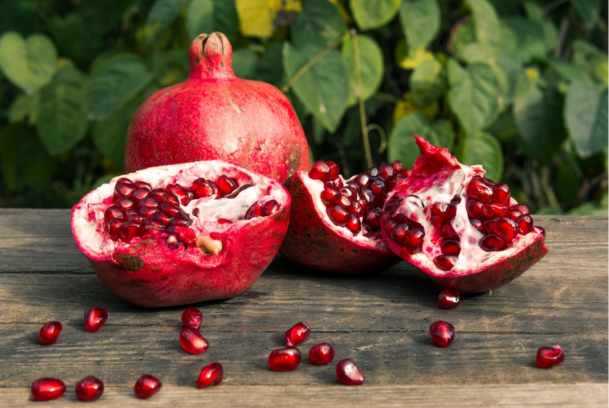 Fully Charged - The Happy Life of Pomegranate Growers Lights Up_fororder_图片1