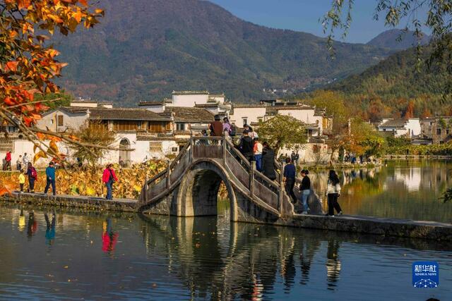安徽黄山:“醉”美徽州“画”中游 安徽黄山:“醉”美徽州“画”中游