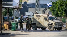 以军与巴勒斯坦武装人员在约旦河西岸城市接连爆发冲突