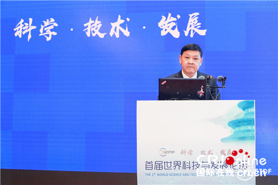 中国工程院院长李晓红致辞