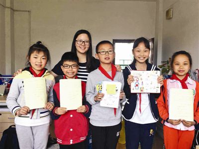 （成都列表，导航成都，移动端）自创兔子漫画评语 成都这位小学女老师好有爱