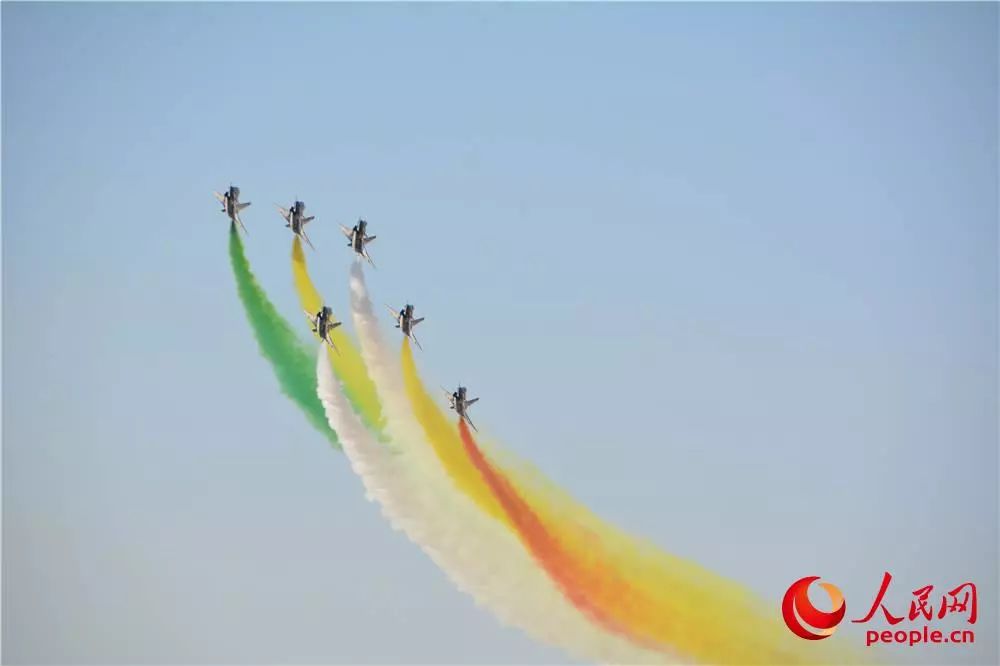 「人民网」歼-20、运-20再次惊艳亮相！超燃！