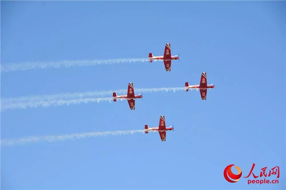 「人民网」歼-20、运-20再次惊艳亮相！超燃！