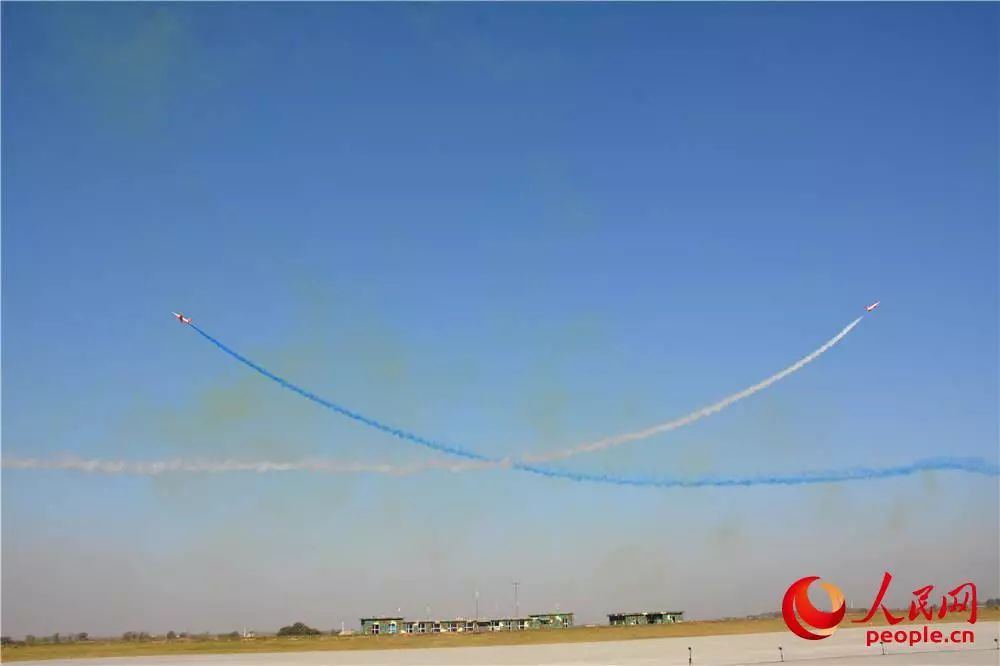 「人民网」歼-20、运-20再次惊艳亮相！超燃！