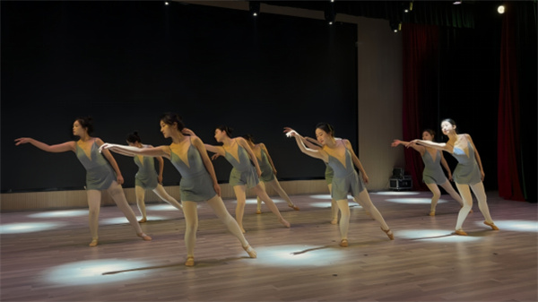 南京航空航天大学金城学院:冠军校园行|点燃青春激情 激励梦想启航 南京航空航天大学金城学院:冠军校园行|点燃青春激情 激励梦想启航