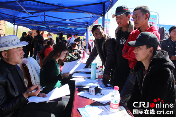 图片默认标题_fororder_求职者仁青巴登现场面试