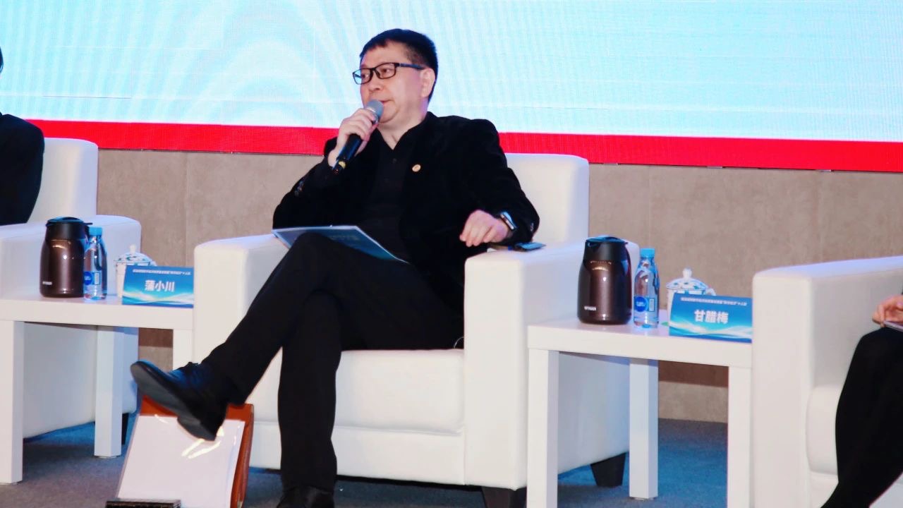 政银企对接&数字经济十人谈 助推高新区高质量发展_fororder_IMG_4889