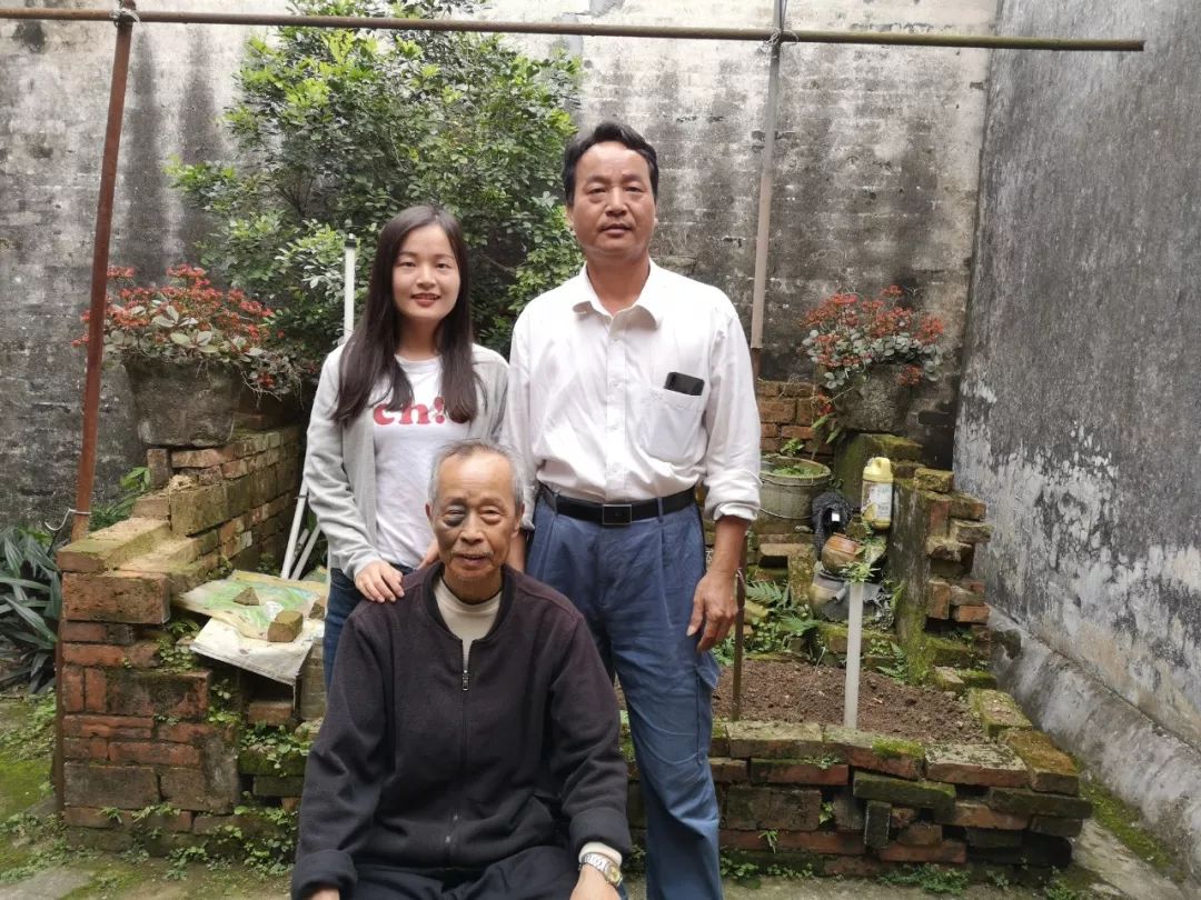 「国际在线」一封有错别字的信，却把我看哭了…丨建设者家书①