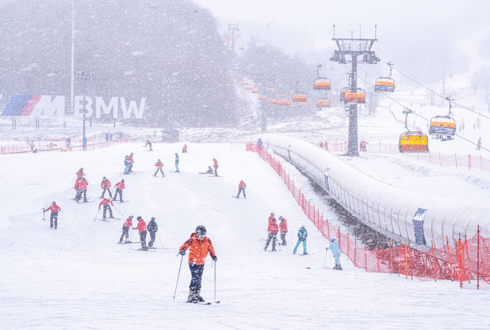 客似云来逐冰雪——吉林“冷资源”释放“热效应”