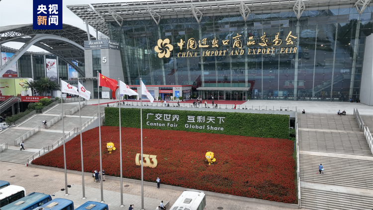十年后,为何我们依然需要“读懂中国”?
