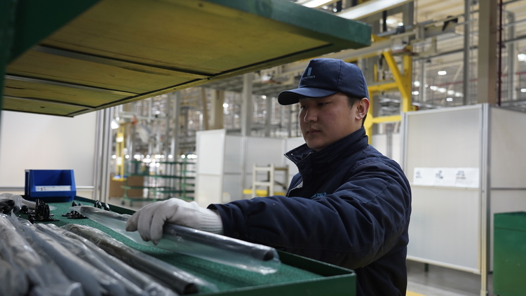 邢台清河:做强新能源产业 让经济底色更“绿”_fororder_2.JPG