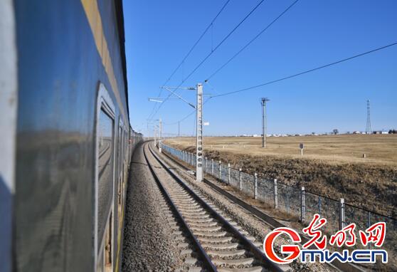 【光明网】【发现最美铁路】Vlog|服务百姓 助力脱贫 穿行在大兴