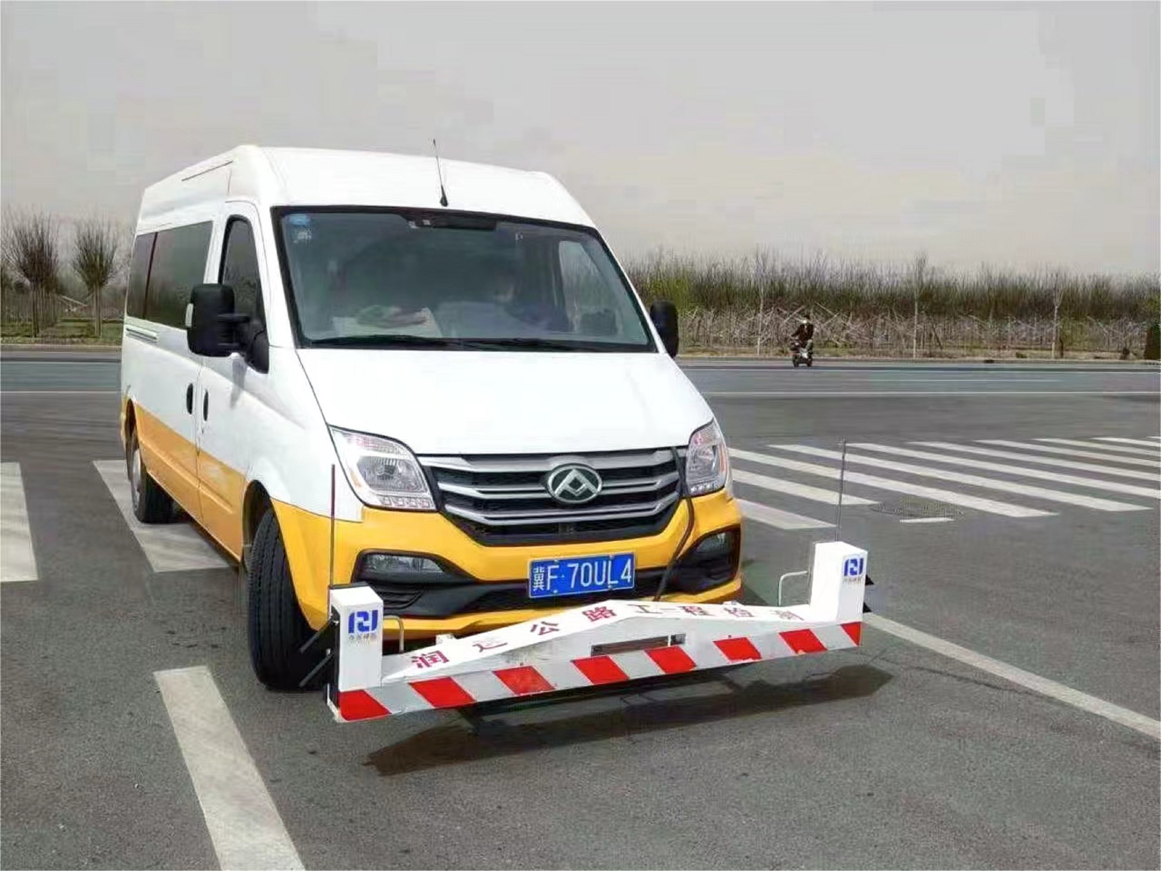 保定博野:农村公路实现“检管养”一体化_fororder_2
