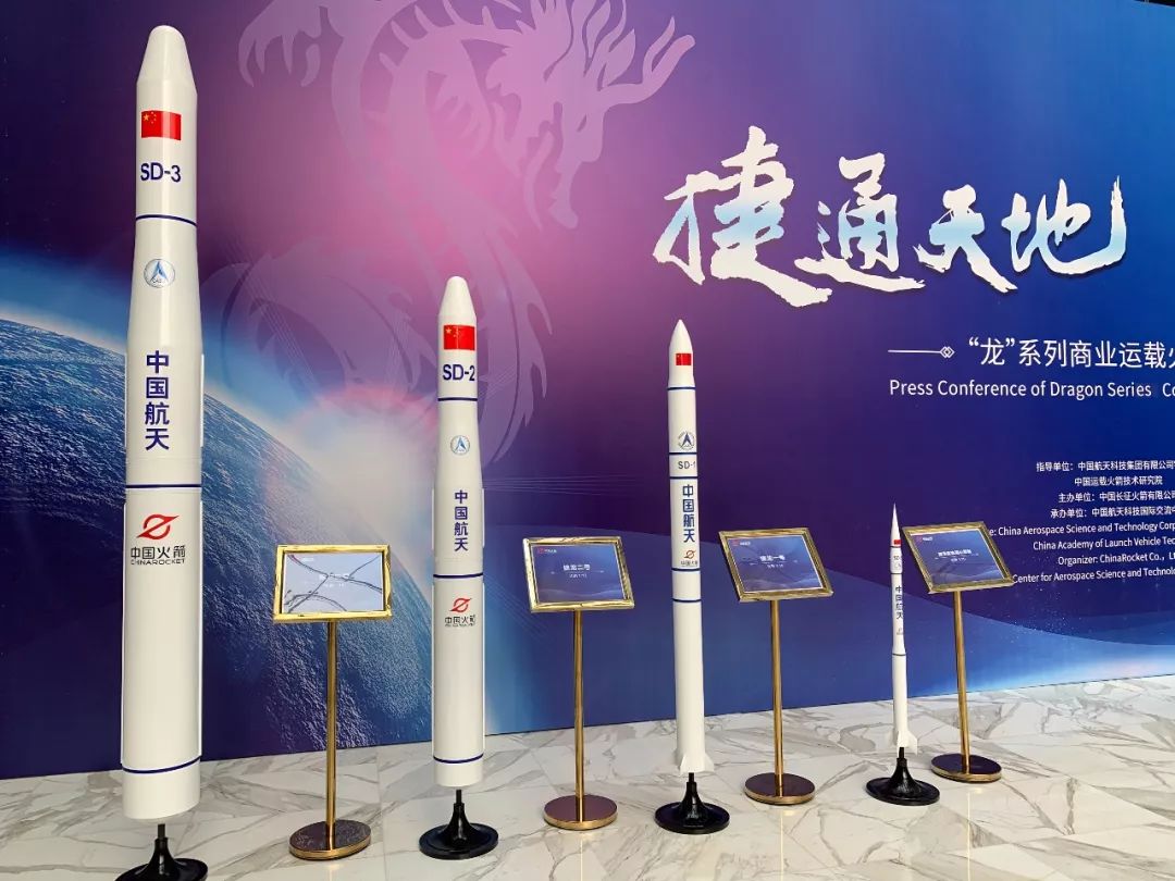 央视新闻：“龙”来了！