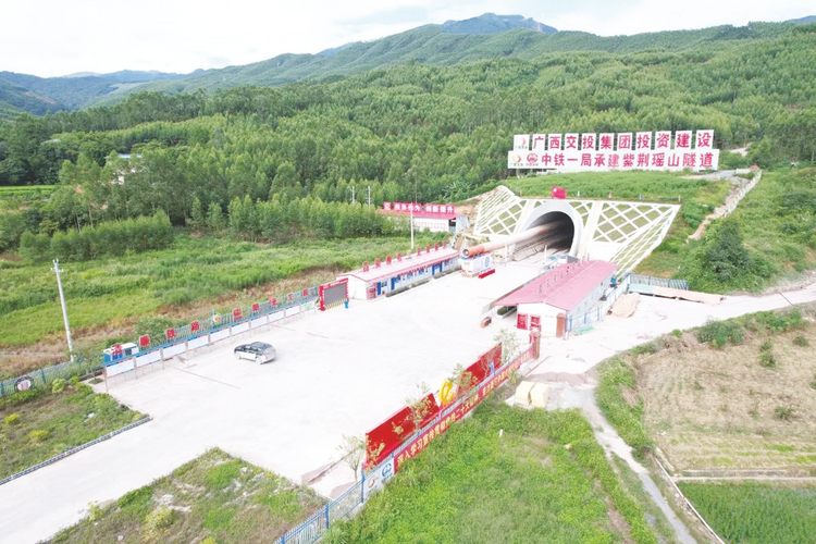 广西铁路建设加速度 哪条经过你家乡?