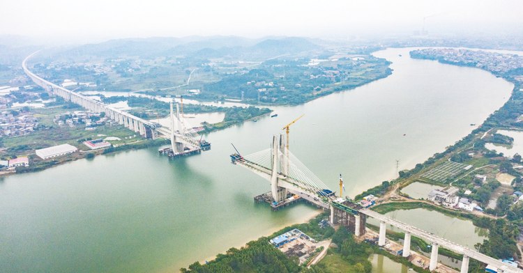 广西铁路建设加速度 哪条经过你家乡?