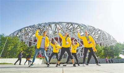 【河南在线-文字列表】【移动端-文字列表】“汉语桥”中学生选手圆梦北京标志性建筑