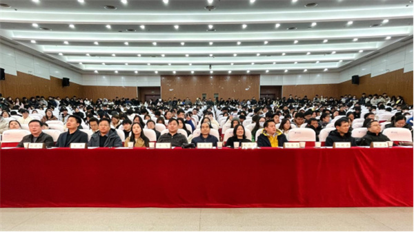 南京航空航天大学金城学院:冠军校园行|点燃青春激情 激励梦想启航 南京航空航天大学金城学院:冠军校园行|点燃青春激情 激励梦想启航