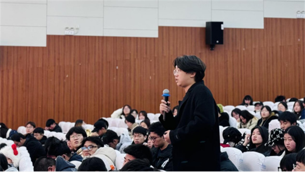 南京航空航天大学金城学院:冠军校园行|点燃青春激情 激励梦想启航 南京航空航天大学金城学院:冠军校园行|点燃青春激情 激励梦想启航