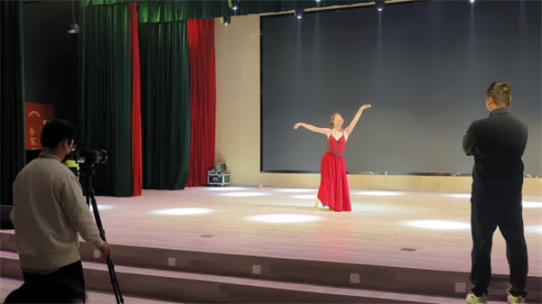 南京航空航天大学金城学院:冠军校园行|点燃青春激情 激励梦想启航 南京航空航天大学金城学院:冠军校园行|点燃青春激情 激励梦想启航