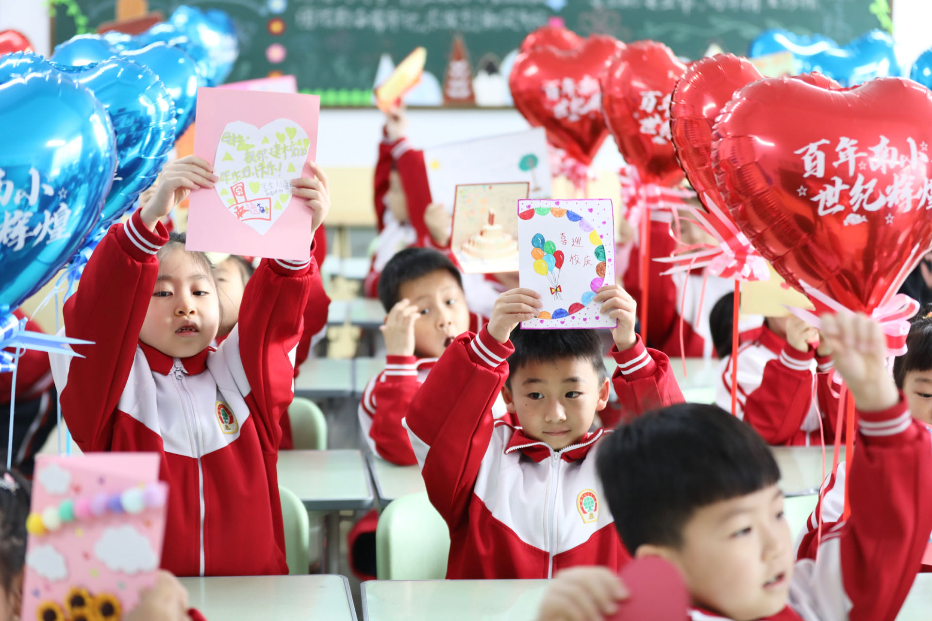 河北承德:百年老校的120岁“生日”这么过……_fororder_微信图片_20231227151107