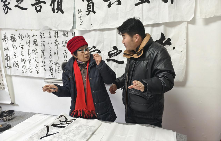 榆林府谷:日间照料中心托起老年人稳稳的幸福_fororder_图片4