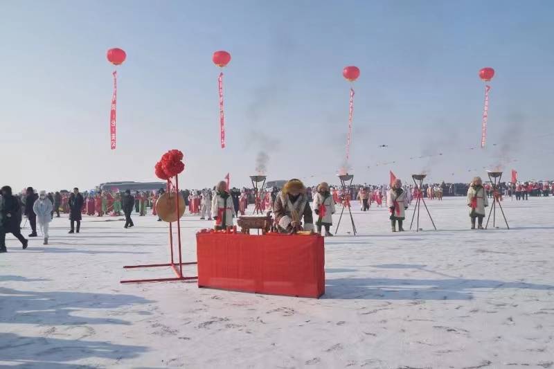 海伦市首届冬捕文化旅游节开幕
