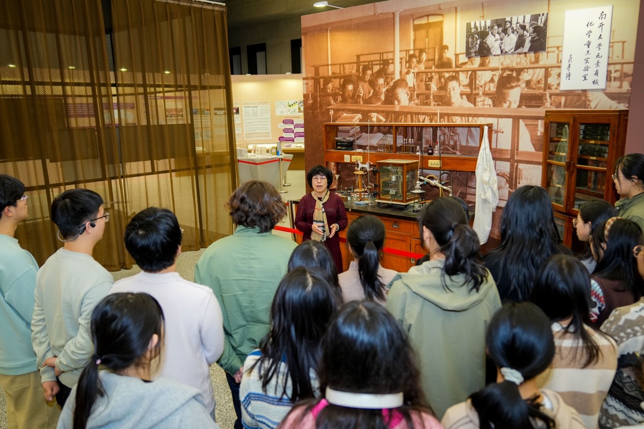 南开大学将思政课“搬”进校史展_fororder_图片2