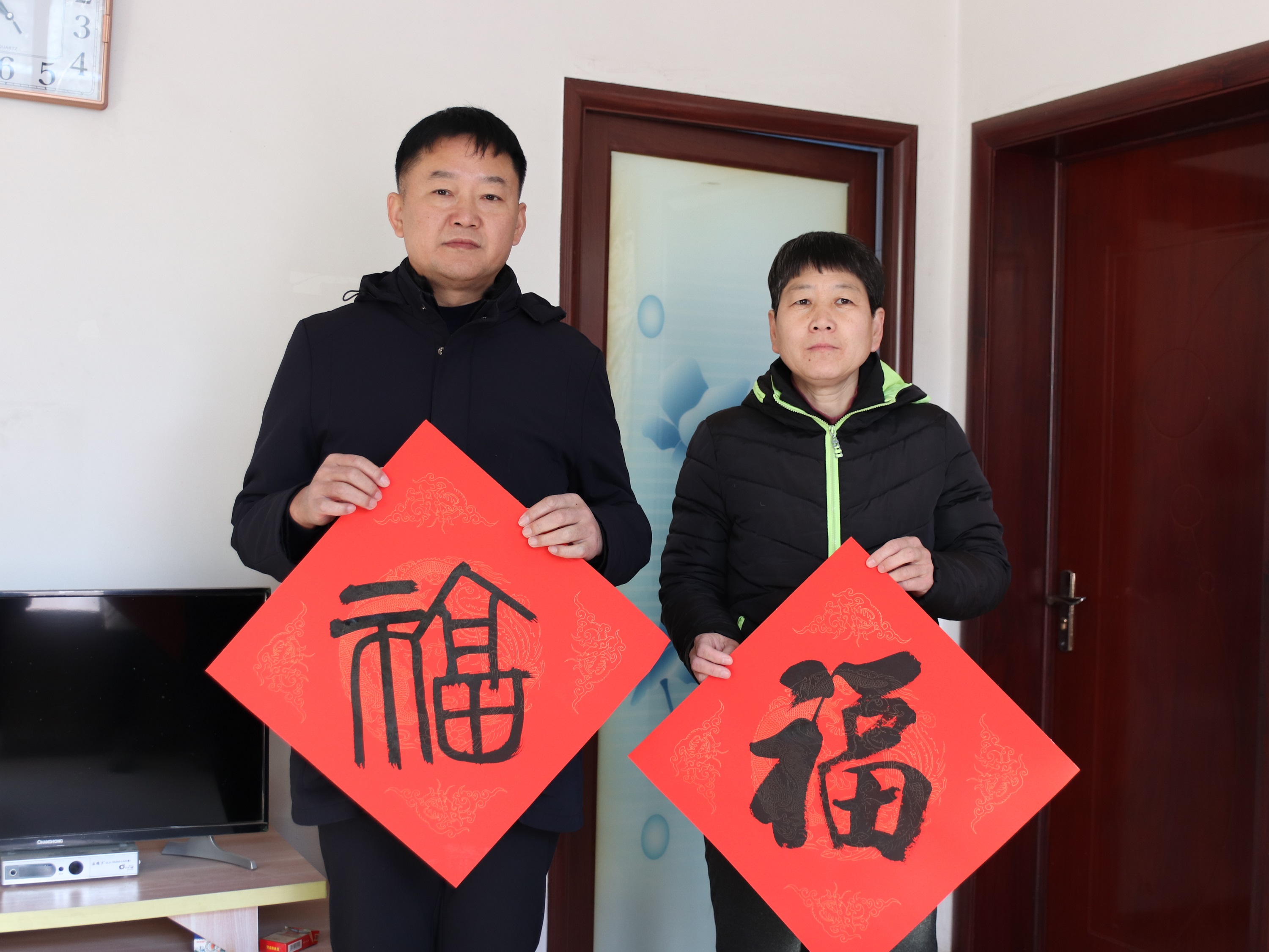 保定博野:洒扫旧尘迎新春 义赠春联送祝福_fororder_2