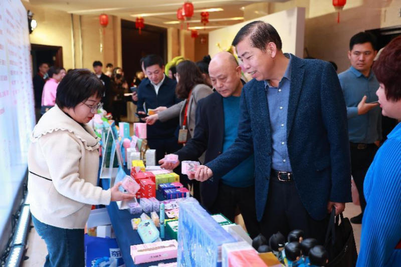 漳州市举办婴童用品产业“手拉手”产销对接会_fororder_图片3