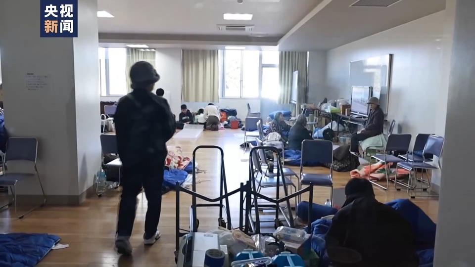 总台记者探访丨日本石川县志贺町一小学改为避难所 附近居民不断前往